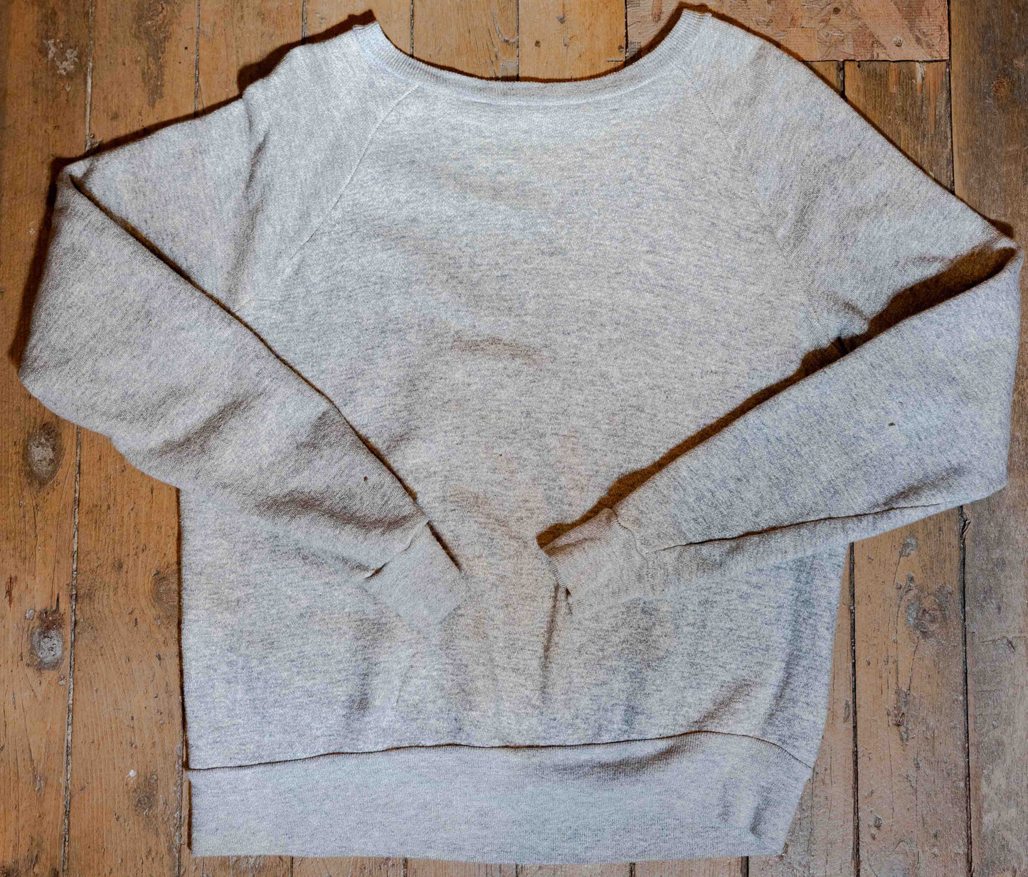 Vintage 1960’s Raglan Sweatshirt Size XL