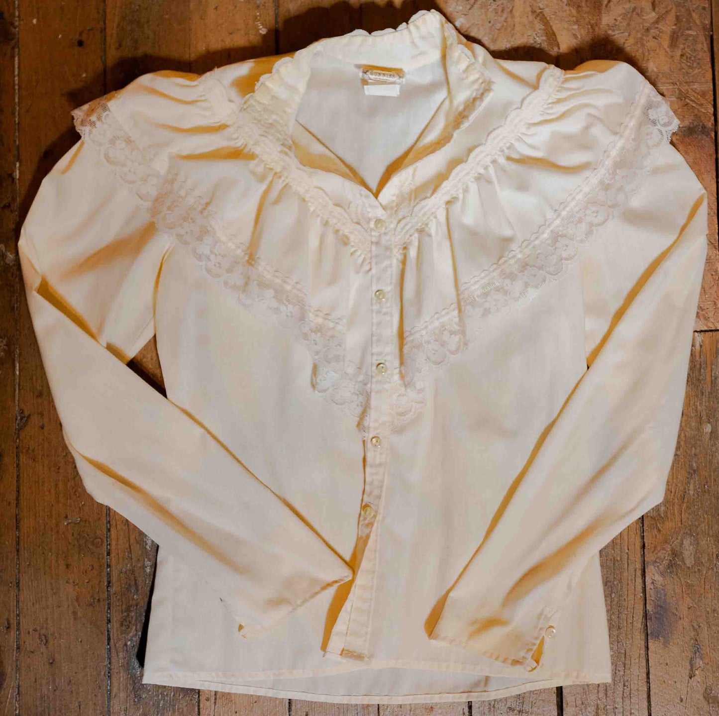 Vintage 1970’s Gunne Sax Ruffled Blouse
