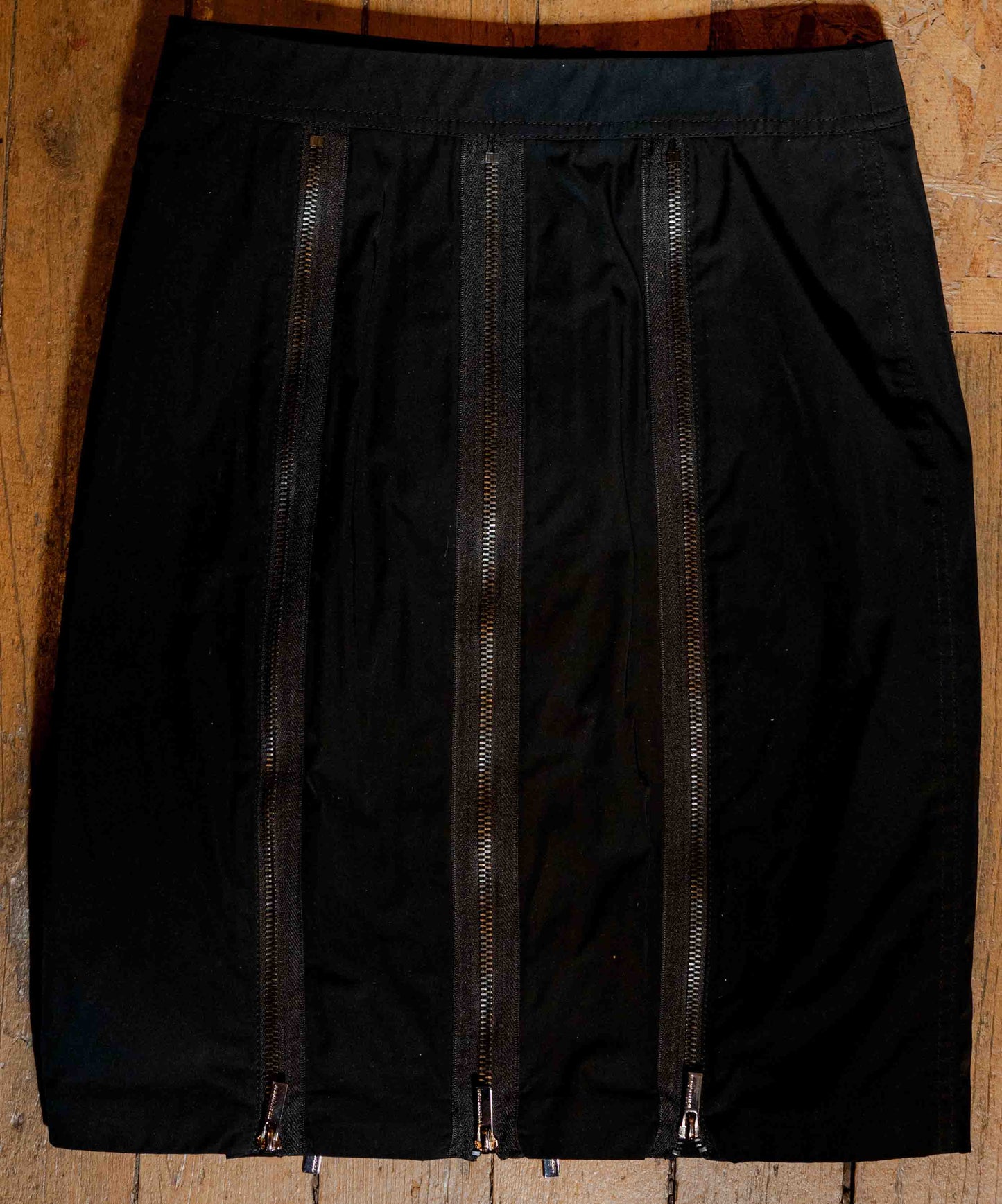 Vintage Y2K BCBG Zip Nylon Skirt