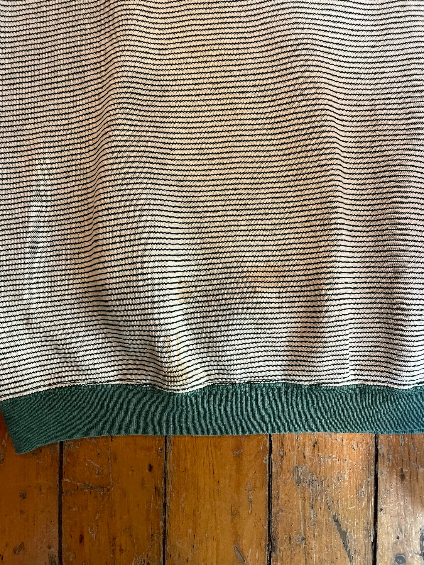 1960’s pullover v neck striped sweatshirt