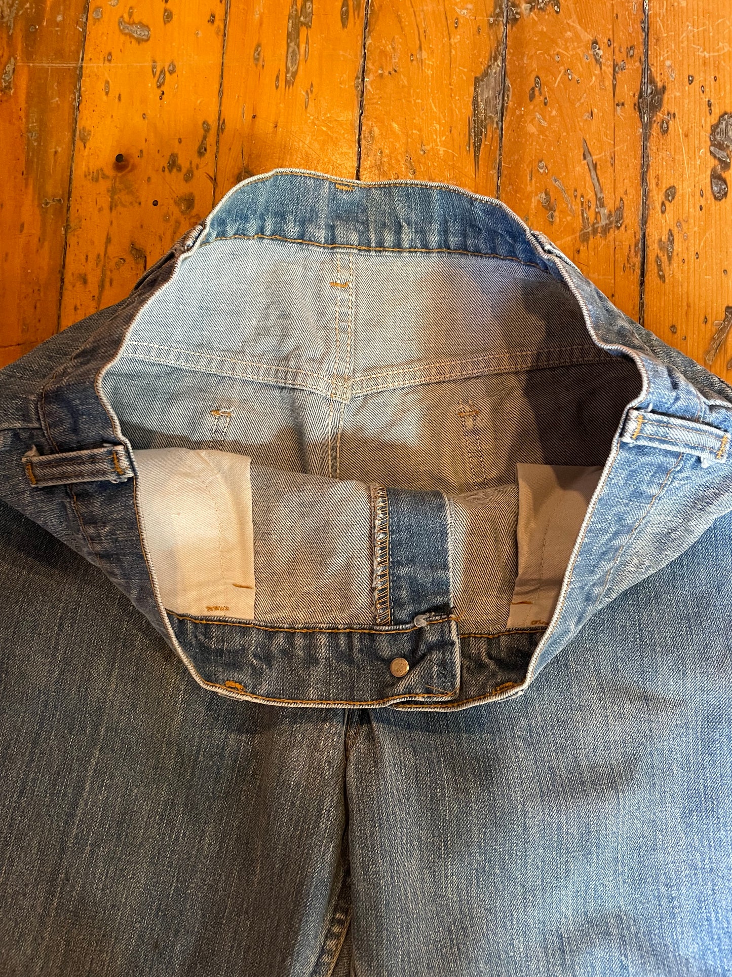 Vintage 1970s levi’s 517 denim jeans